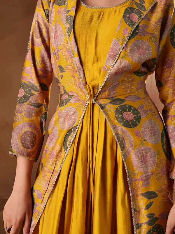 Yellow_Vatican_Print_Jacket_Style_Indo_Western_Gown_For_Women