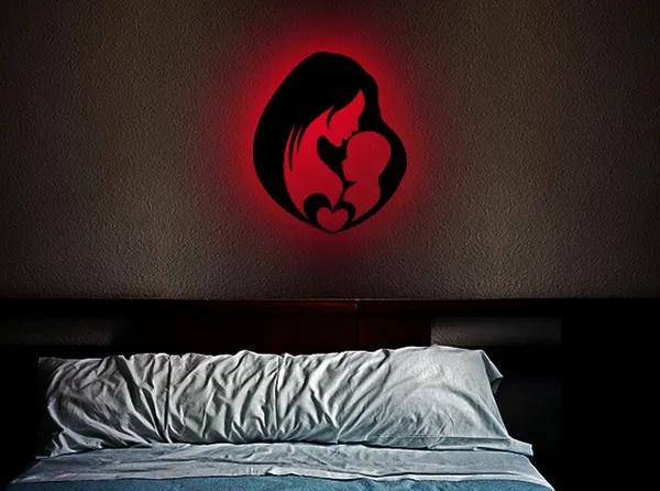 Mom_Love_LED_Wall_Decor_Logo