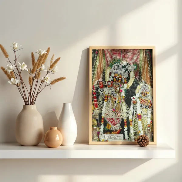 Radhe_Govind_Dev_Ji_Wooden_Frame