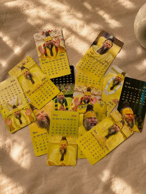 Radhe_Radhe_Spiritual_Guru_Desk_Calendar_with_Wooden_Easel_Stand