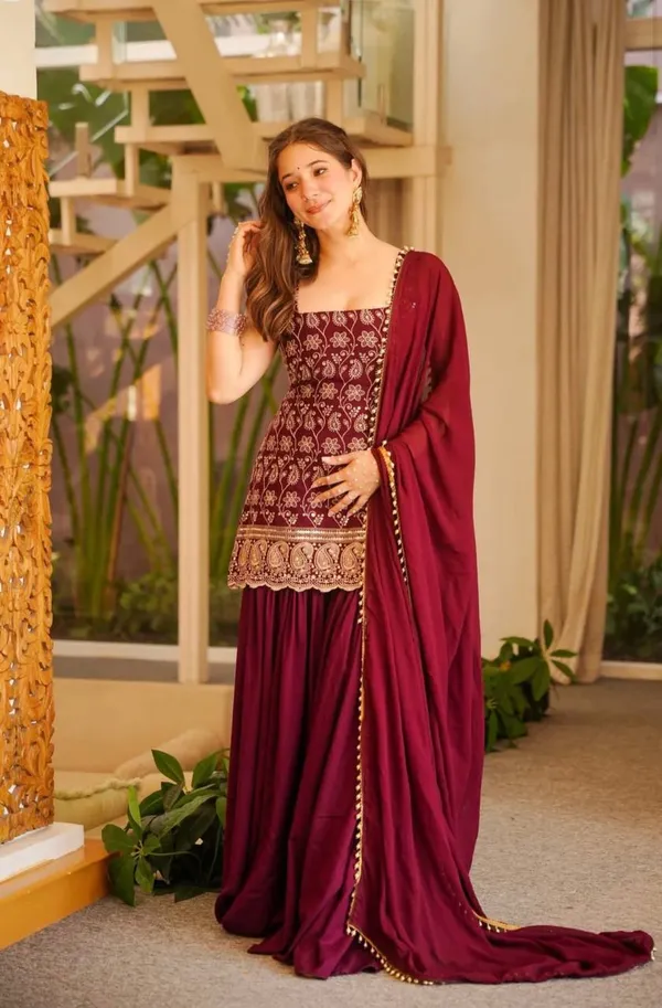 Maroon_Georgette_Embroidered_Sleeveless_Kurta_Sharara_Set_For_Women