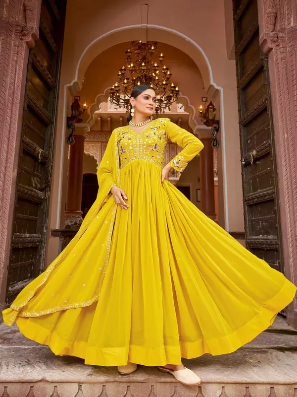 Yellow_Georgette_Embroidered_Anarkali_Gown_With_Dupatta_For_Women