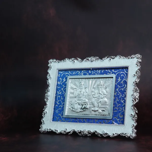 Shubh_Labh_Lakshmi_Ganesha_999_Silver_Premium_Decorative_Frame