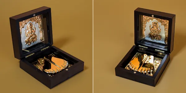 24K_Gold_Plating__Divya_Lord_Ganesha_Charan_Paduka_Pooja_Box