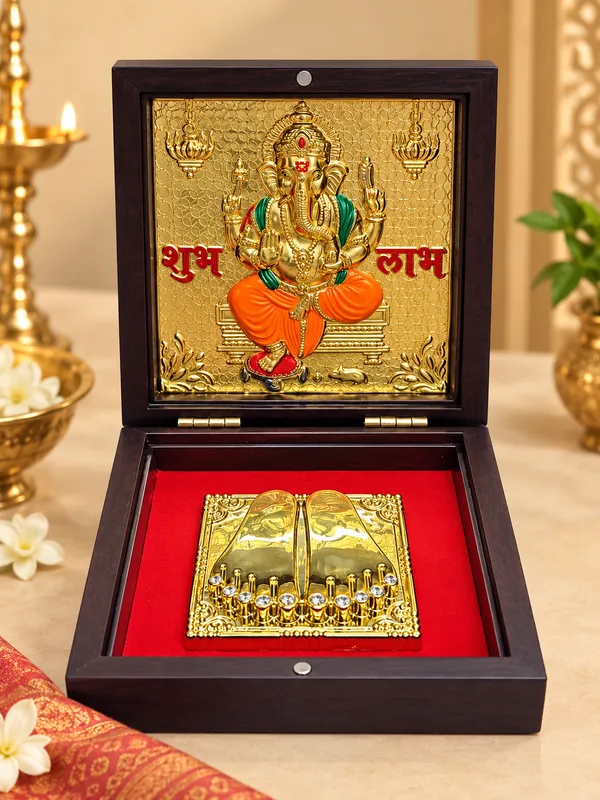 24K_Gold_Divya_Ganesh_Charan_Paduka_Paduka_Box