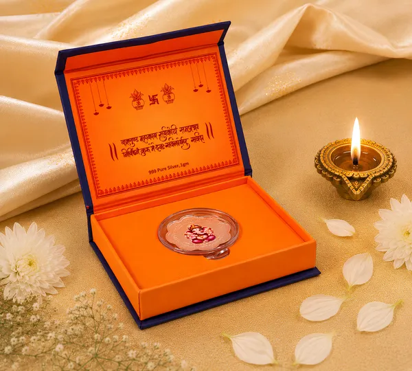Lord_Ganesha_999_Silver_Devotional_Coin_Gift_Box