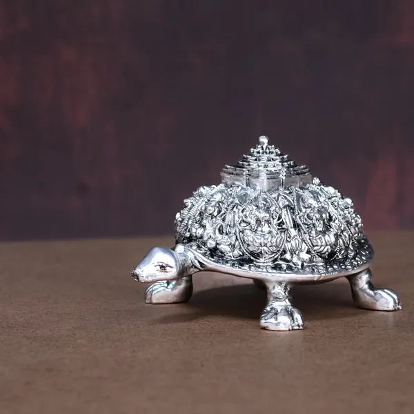 999_Silver_Divya_Vastu_Tortoise_Figurine