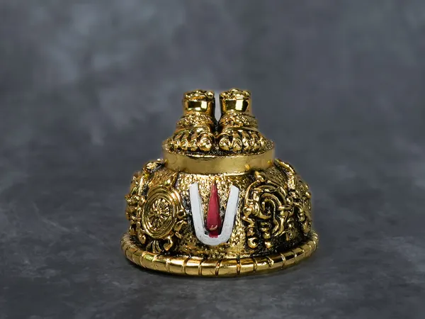 Divya_Tirupati_Balaji_Sacred_Charan_Paduka_Gold-Tone_Idol