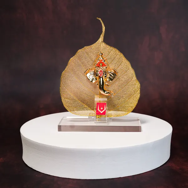 24K_Gold_Divya_Ganesha_Peepal_Leaf_Spiritual_Showpiece