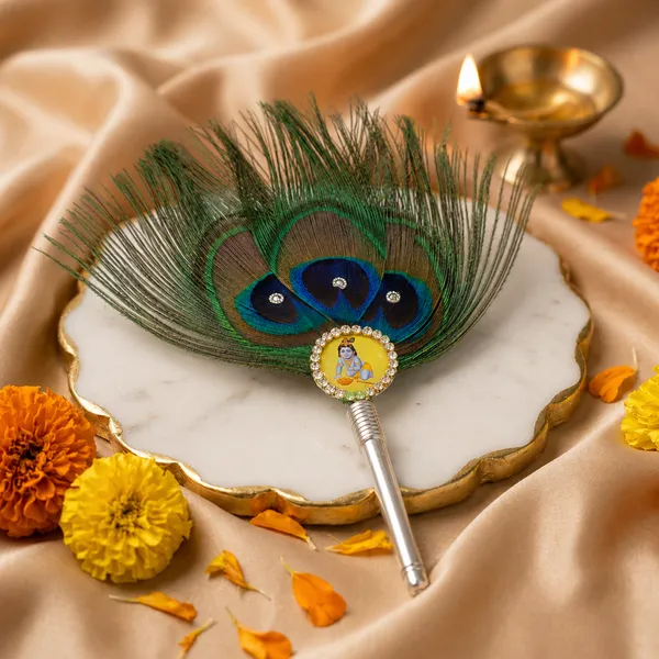Krishna_Blessing_Mor_Pankh