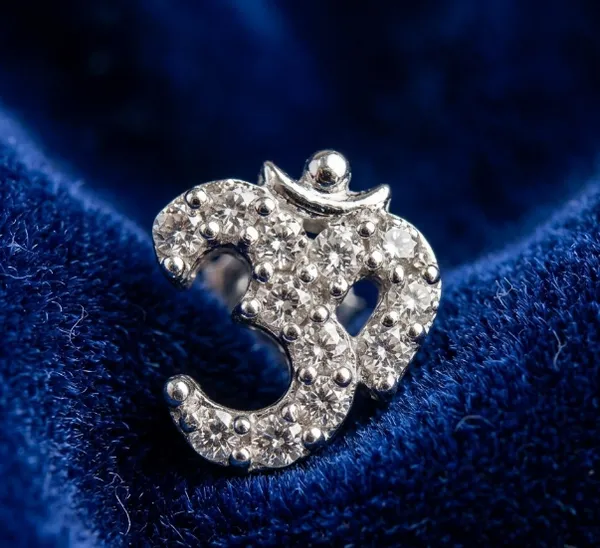 925_Sterling_Silver_Om_Diamond_earrings