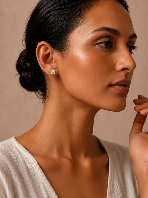 926_Sterling_Silver_White_Pearl_Stud_Earrings