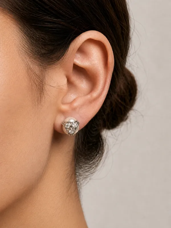 926_Sterling_Silver_White_Pearl_Stud_Earrings