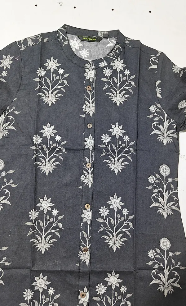 Neutone_Women_Floral_Print_Straight_Kurta_(Black)
