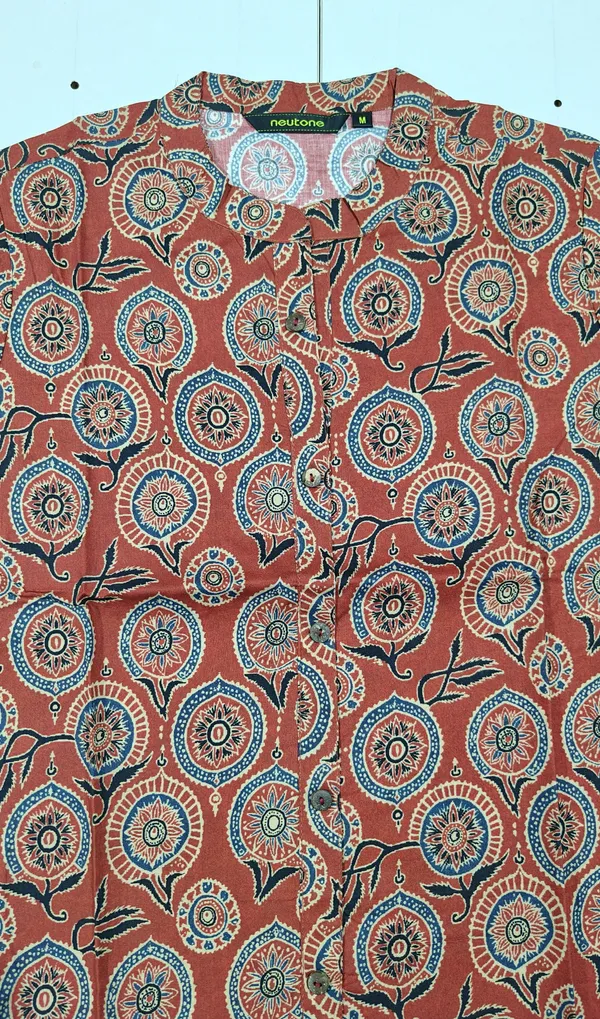 Neutone_Women_Block_Print_Straight_Kurta_(Brown)