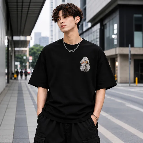 Black_Oversized_Graphic_T-Shirt_for_Men