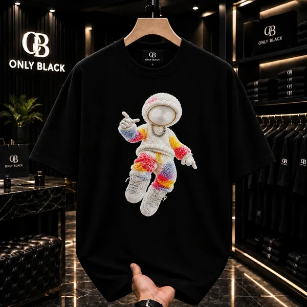 Black_Graphic_Oversized_T-Shirt_for_Men
