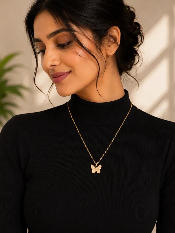 Trendy_Butterfly_Necklace