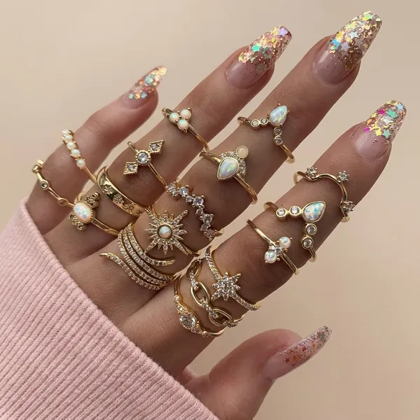 Combo_Of_17_Gold_Plated_Mixed_Sized_Rings