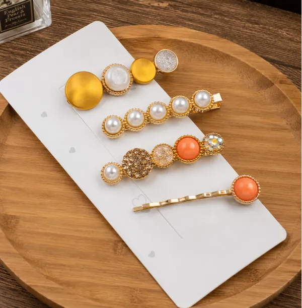 Trendy_Pearl_Hair_Clips_Jewellery_For_Women