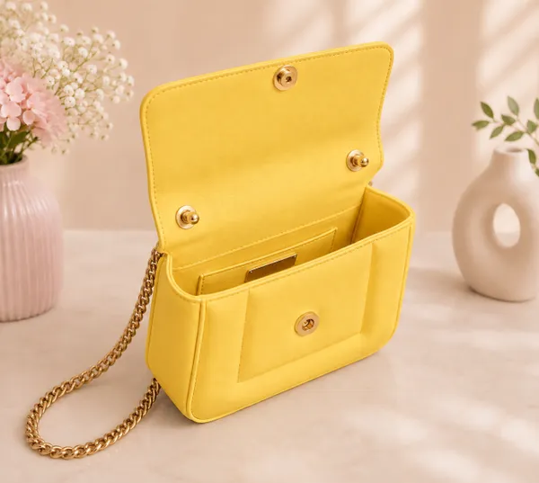 Leather_Bag_with_Snake_Handle