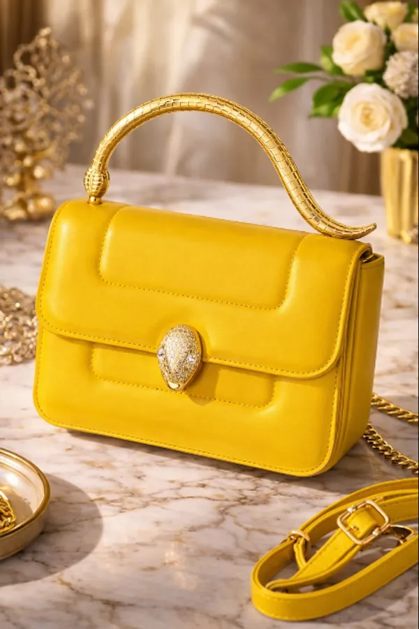 Leather_Bag_with_Snake_Handle