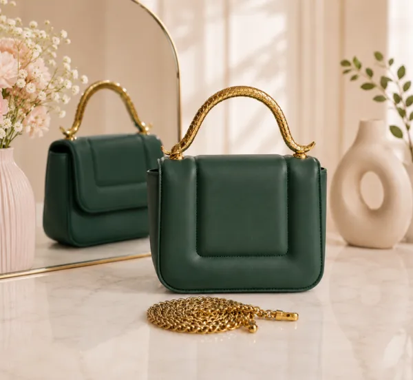 Leather_Bag_With_Snake_Handle