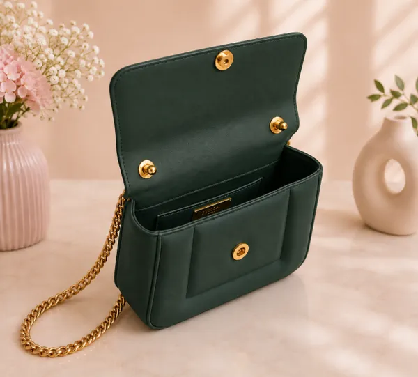 Leather_Bag_With_Snake_Handle
