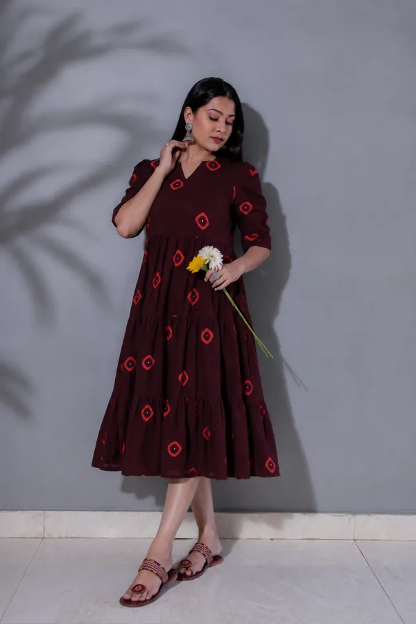 Maroon_Cotton_Tiered_Fit_And_Flare_Midi_Dress_For_Women