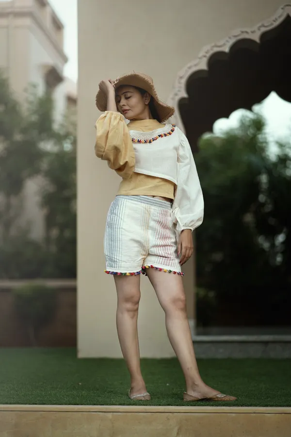 Cream_Cotton_Puff_Sleeve_Crop_Top_And_Shorts_Set_For_Women