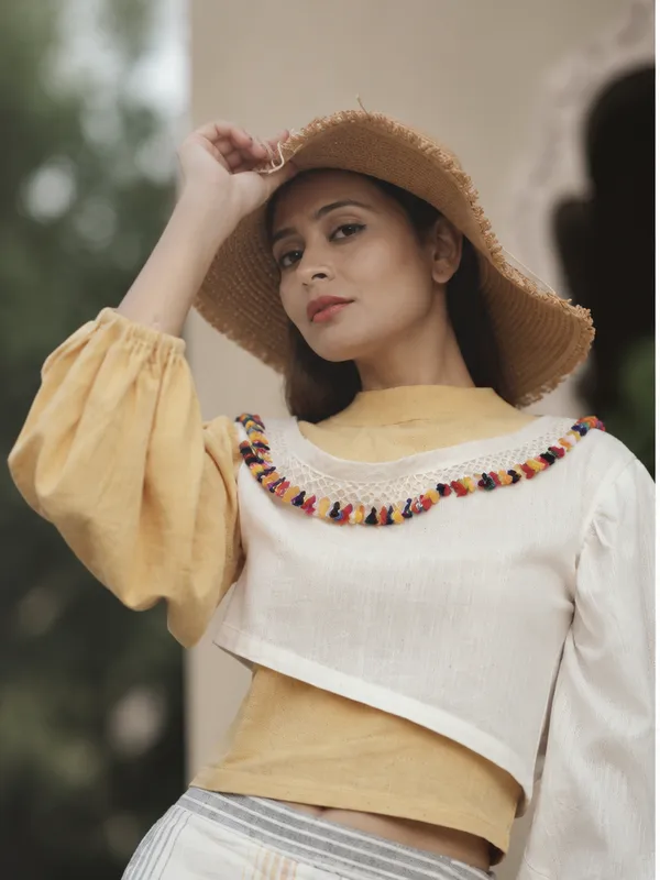 Cream_Cotton_Puff_Sleeve_Crop_Top_For_Women