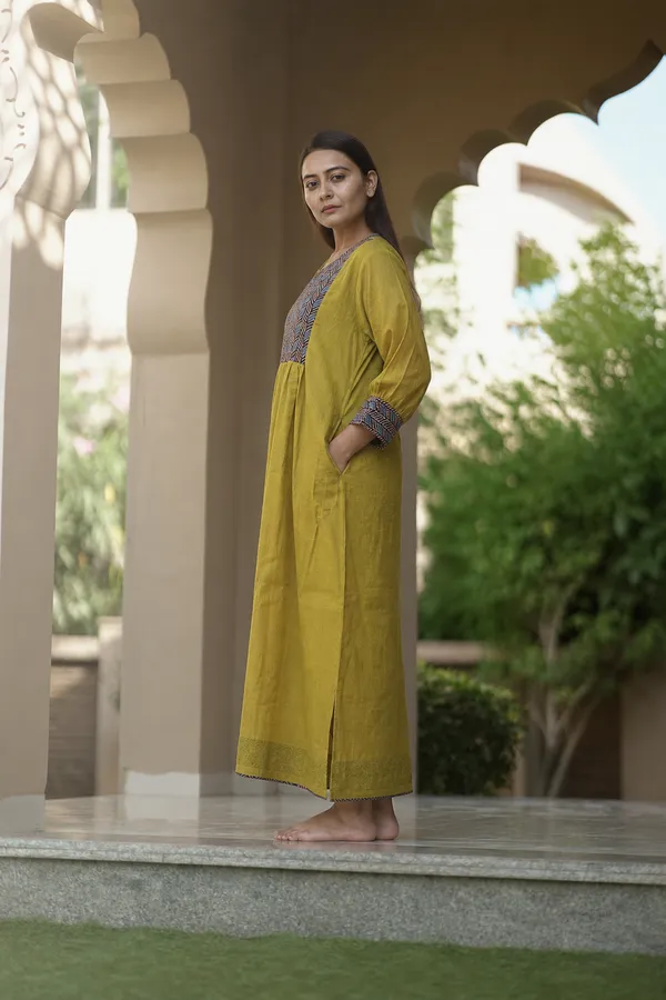 Mustard_Printed_Yoke_A_Line_Midi_Dress