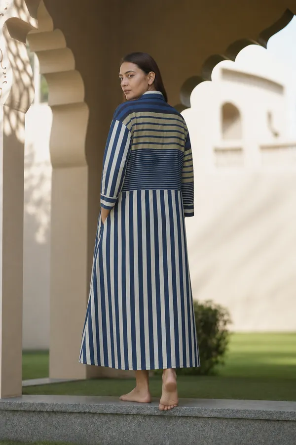 Blue_Striped_Collared_Shirt_Dress