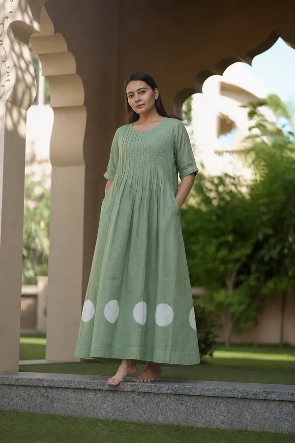Sage_Green_Circle_Applique_A_Line_Midi_Dress