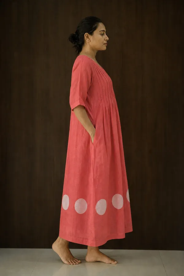 Coral_Circle_Applique_Flared_Maxi_Dress