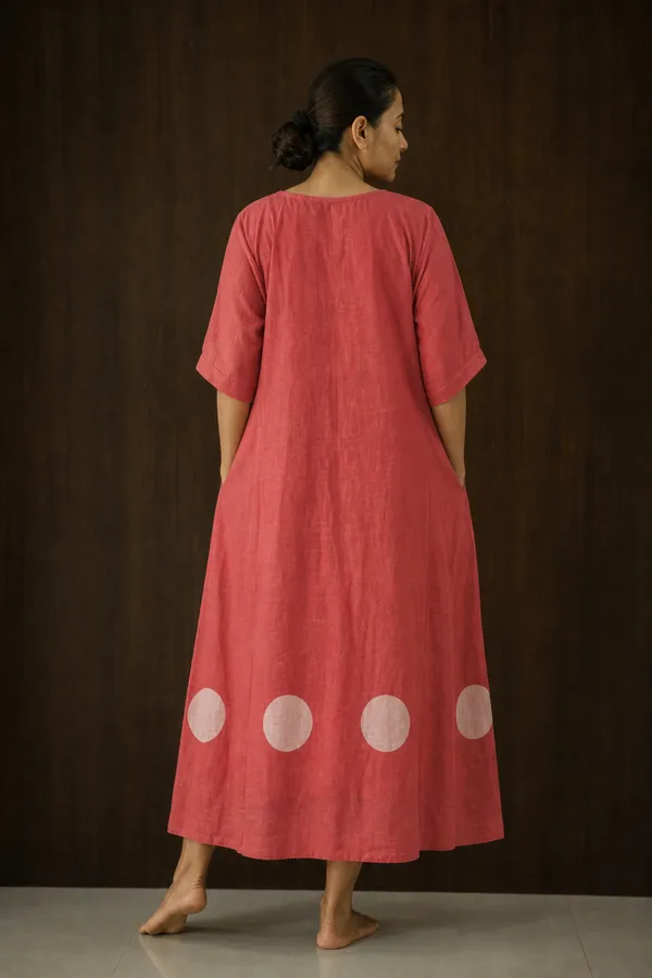 Coral_Circle_Applique_Flared_Maxi_Dress