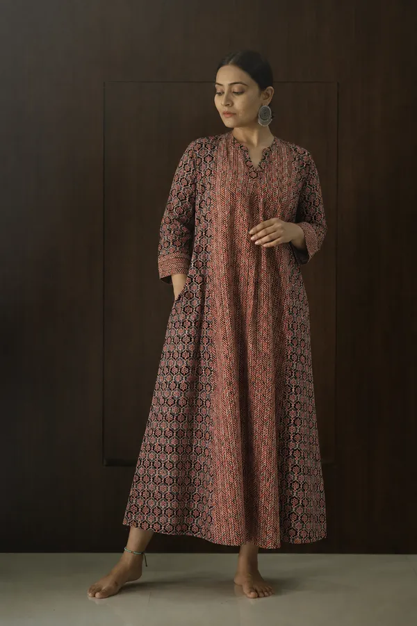 Maroon_Printed_Panel_Flared_Maxi_Dress