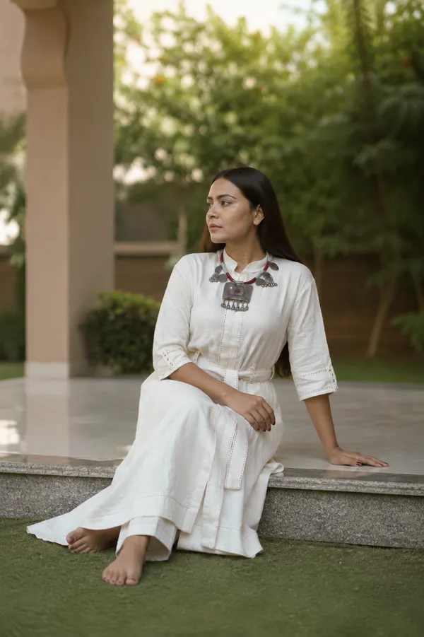 White_Kala_Cotton_Mirror_Work_Straight_Kurta_Set_For_Women