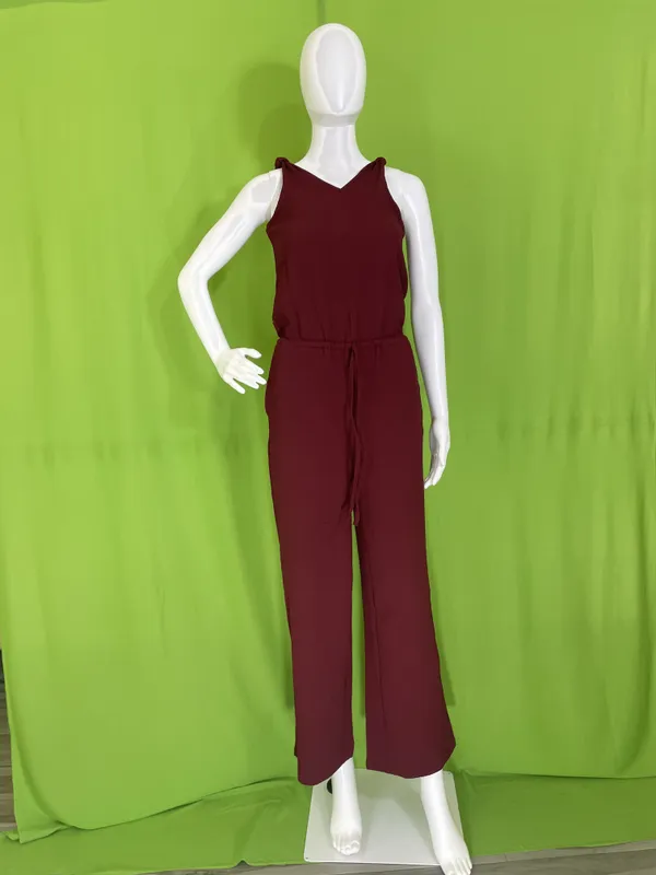 Sleeveless_Jumpsuit_With_V-Neck-Maroon
