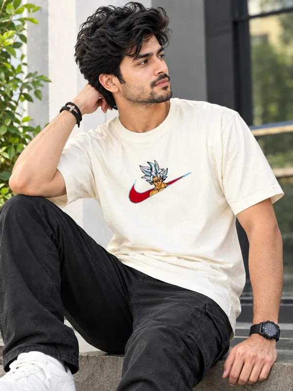 Embroidery_round_neck_t-shirt