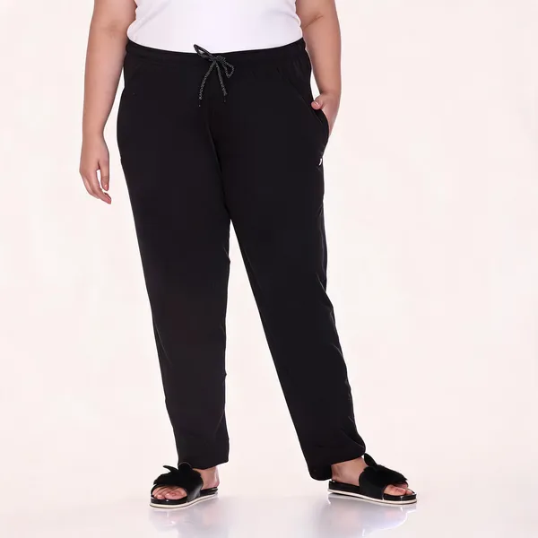 Black_Cotton_Relaxed_Fit_Track_Pants_For_Women