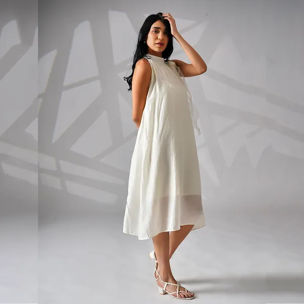 White_Polyester_Relaxed_Ruffle_Dress_For_Women