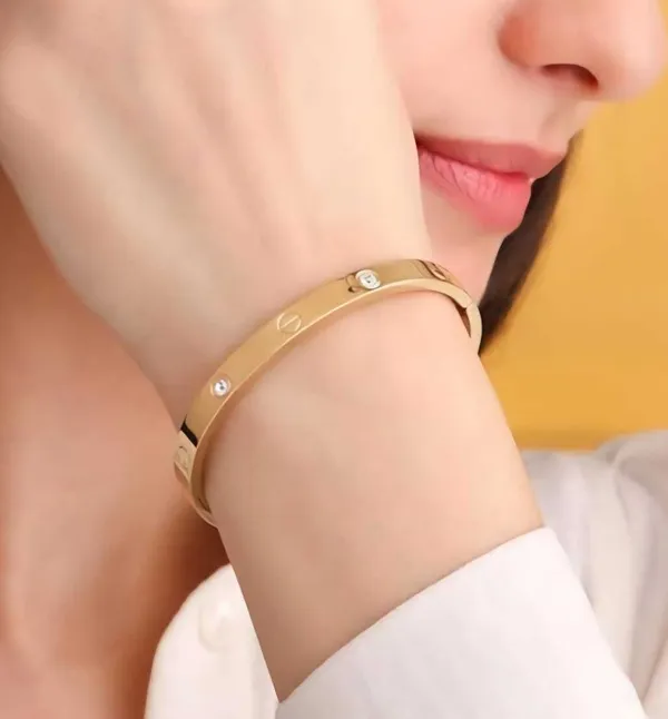 Gold_Alloy_Bracelet_For_Women_Pack_Of_2