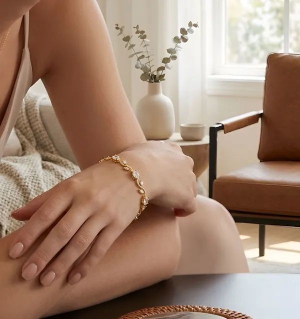 White_And_Gold_Stainless_Steel_Bracelet_For_Women