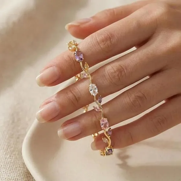 Multicolor_Alloy_Bracelet_For_Women