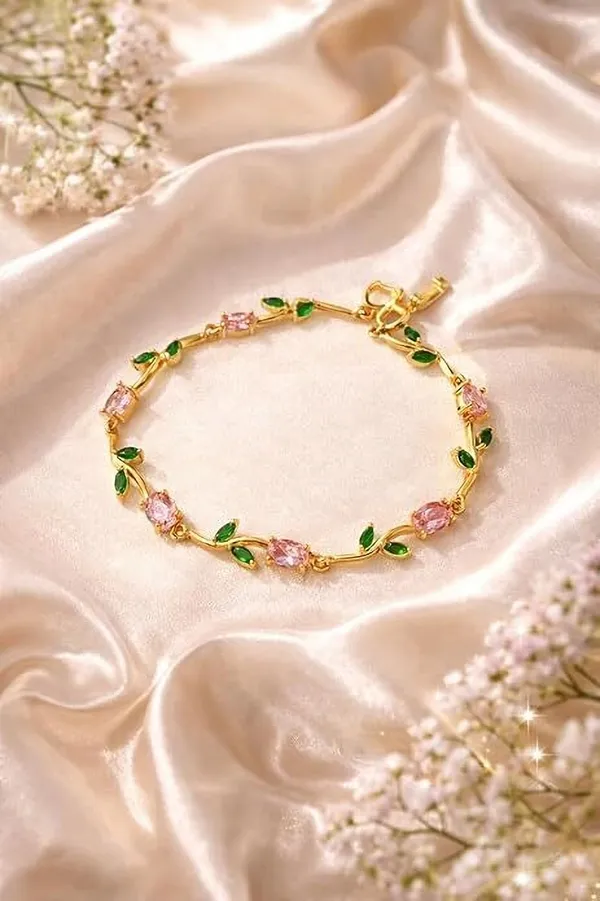 Gold_Alloy_Bracelet_For_Women