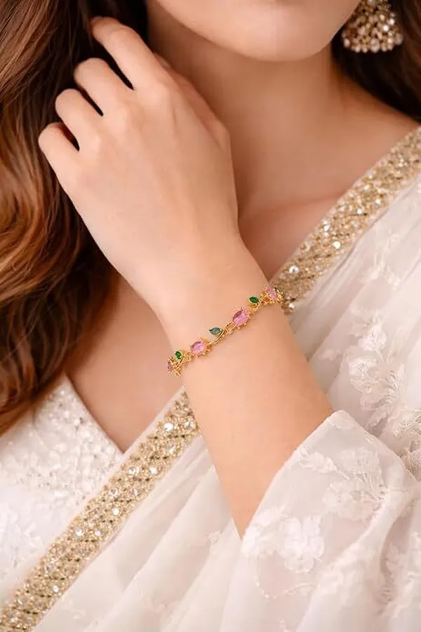 Gold_Alloy_Bracelet_For_Women