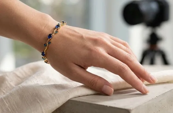 Blue_And_Gold_Stainless_Steel_Bracelet_For_Women