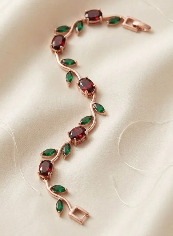 Gold_Stainless_Steel_Bracelet_For_Women