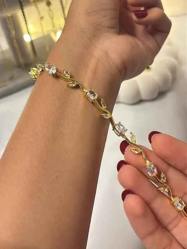 White_Stainless_Steel_Bracelet_For_Women